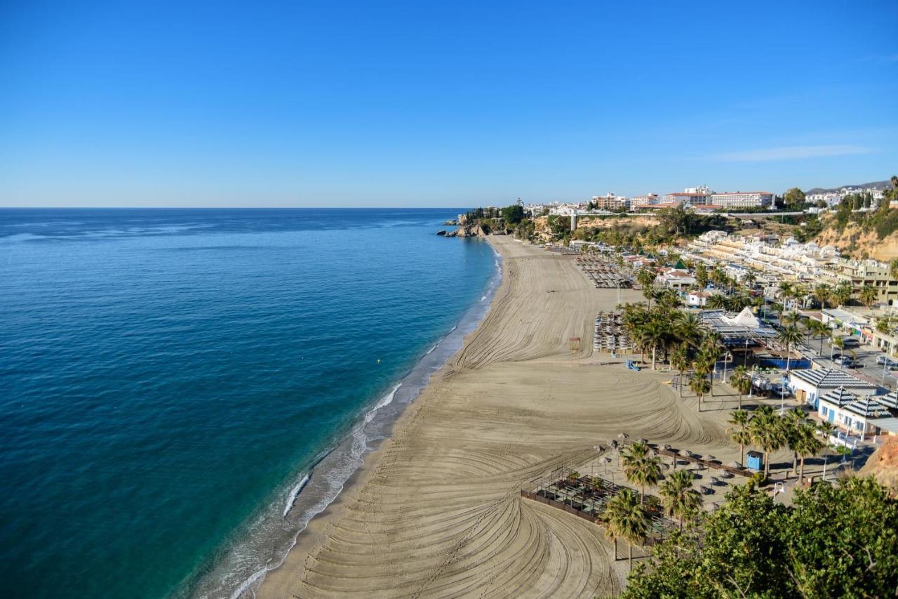 Pueblo Chimenea Nerja Exterior photo